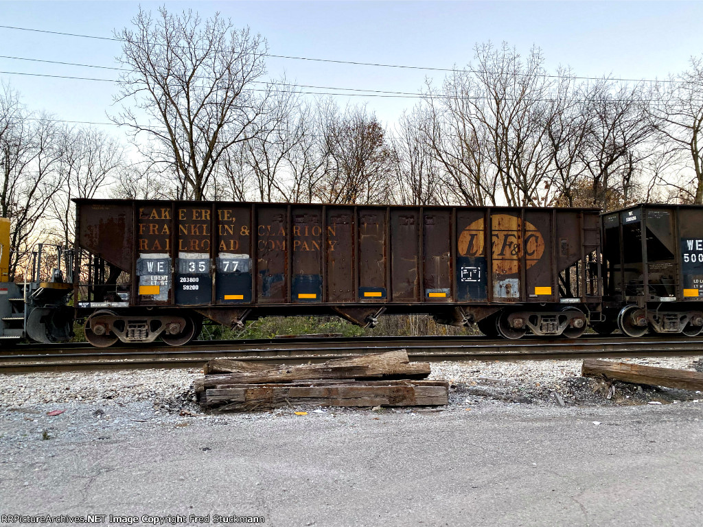 WE 3577 was the lead car.